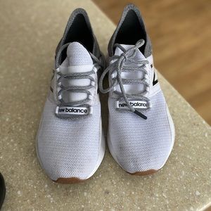 New Balance Raov Tennis shoes